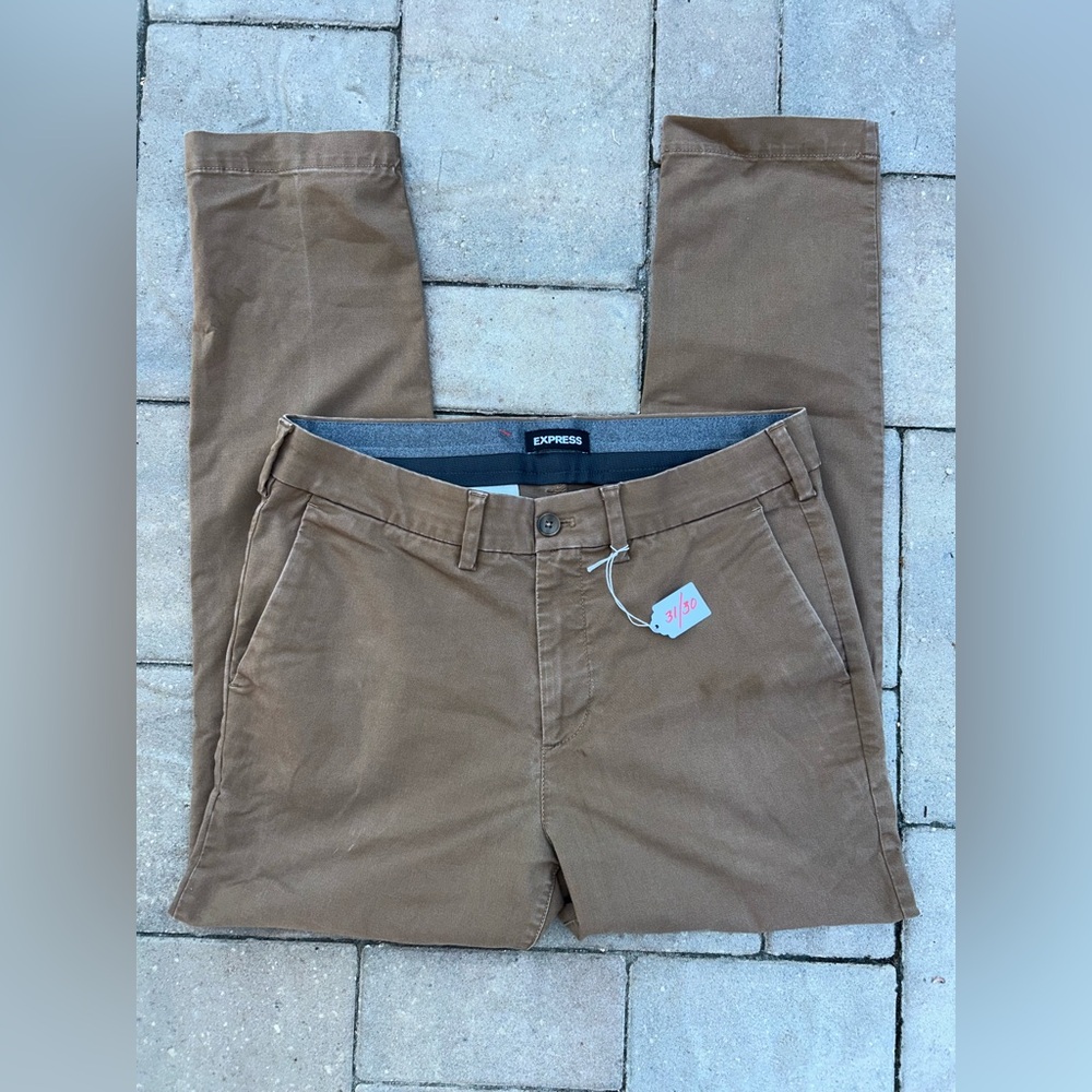 Express Slim Men’s Tan Chino Pants